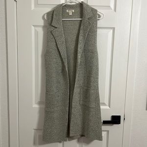 Long sleeveless cardigan